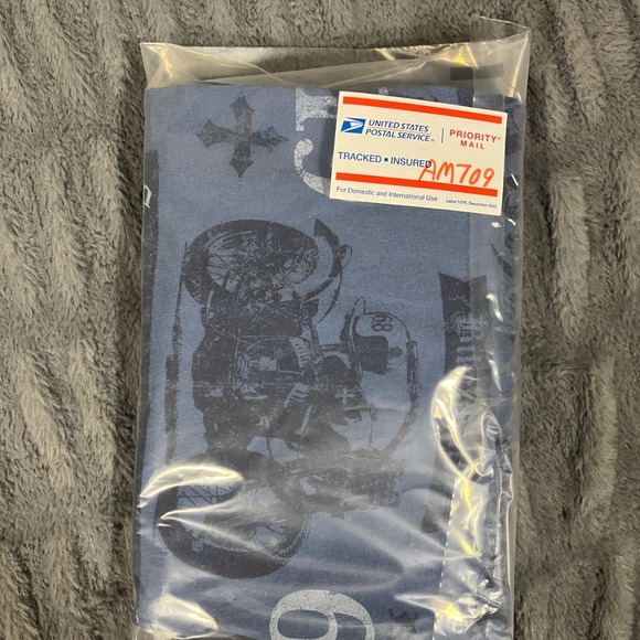 Gildan Mens Uphill Battle Bike Rally 1968 San Francisco Graphic T-Shirt Blue L - Picture 7 of 7